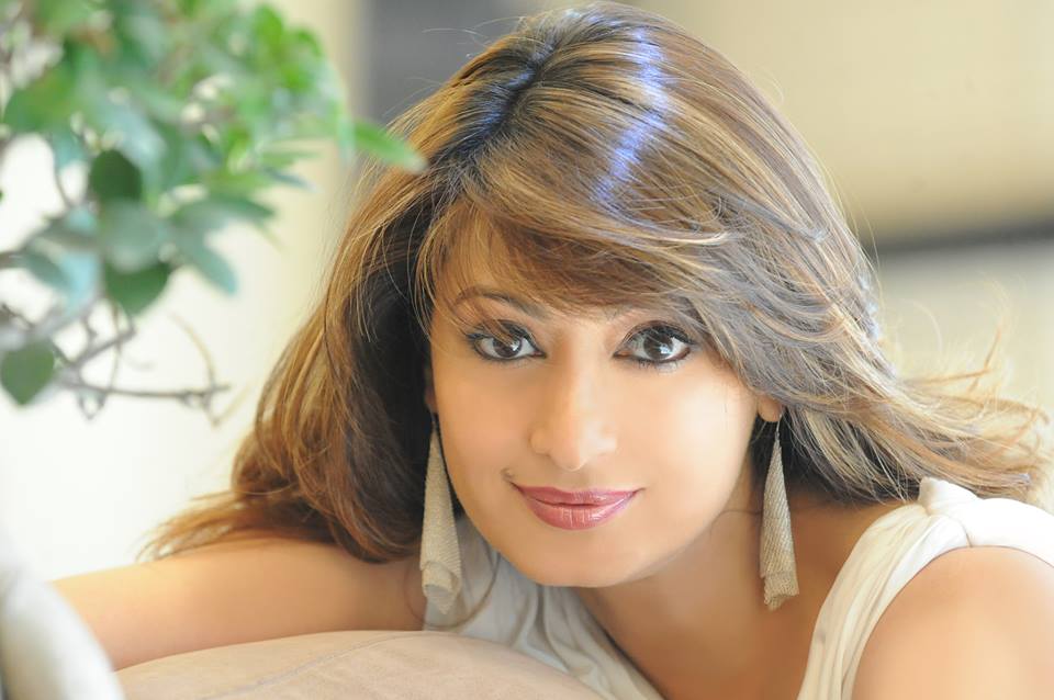 Sunanda Pushkar Tharoor: A Roller-coaster Life from Kashmir to Canada