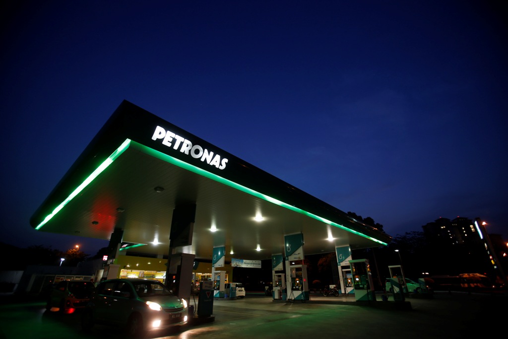 Petronas to sell 25% stake in Canadian shale gas assets to two Asian firms.