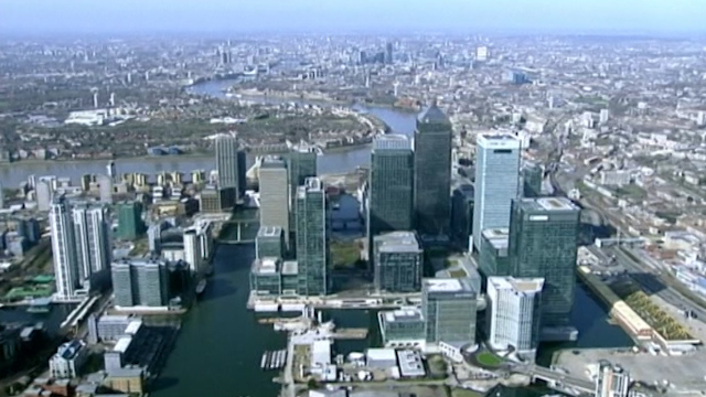 City of London Bankers Complain Bonuses Not Enough