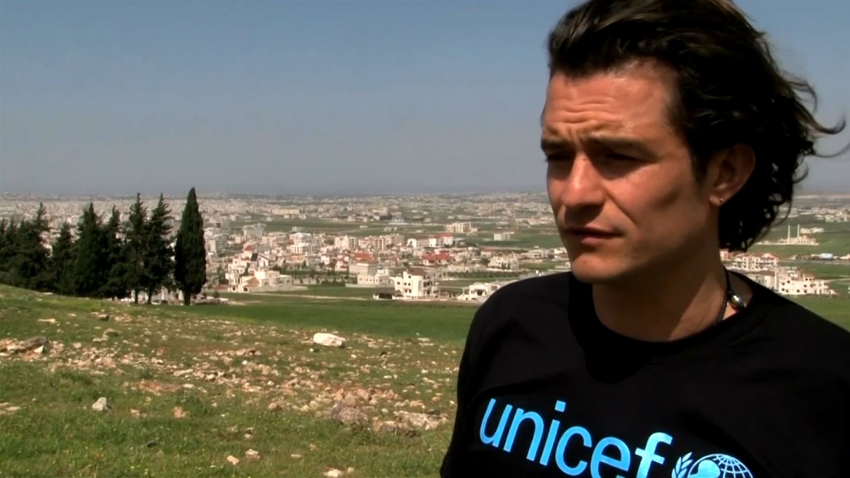 Orlando Bloom Meets With Syrian Refugees