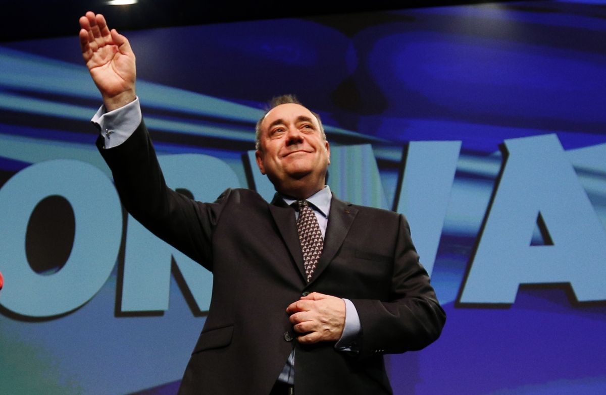 SNP leader Alex Salmond insists and independent Scotland would join the EU and keep the pound sterling in a currency union with the UK SNP leader Alex Salmond insists and independent Scotland would join the EU and keep the pound sterling in a currency union with the UK