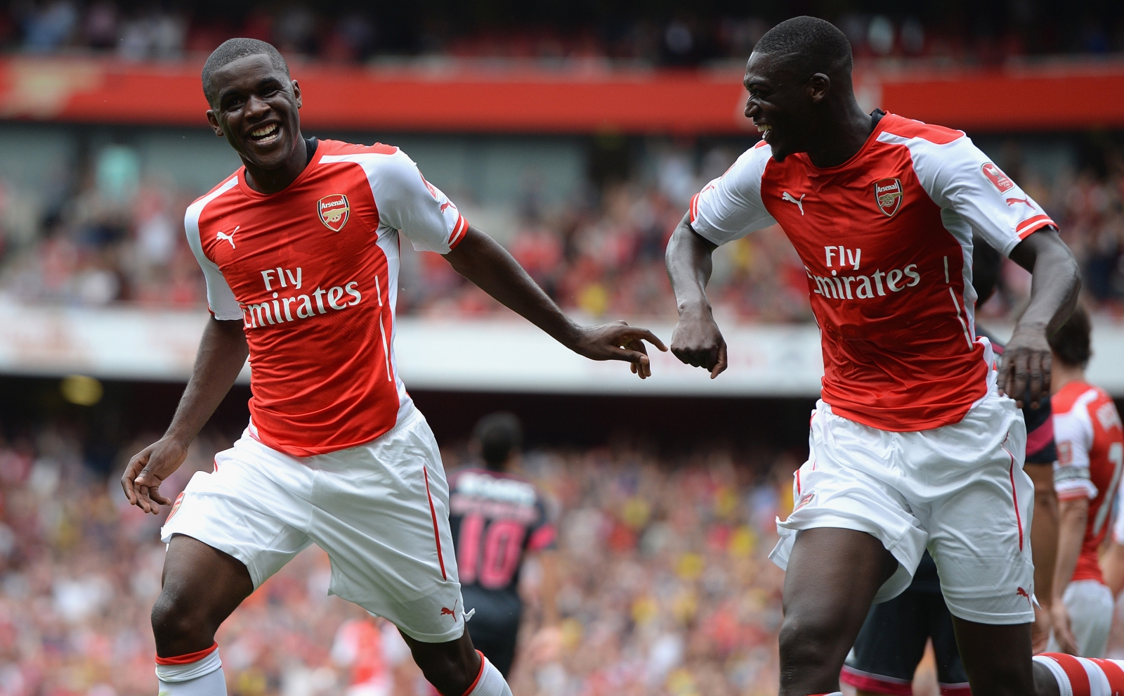 joel campell yaya sanogo celebrating arsenal goal