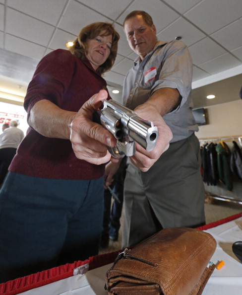 teachers carrying guns in schools essay