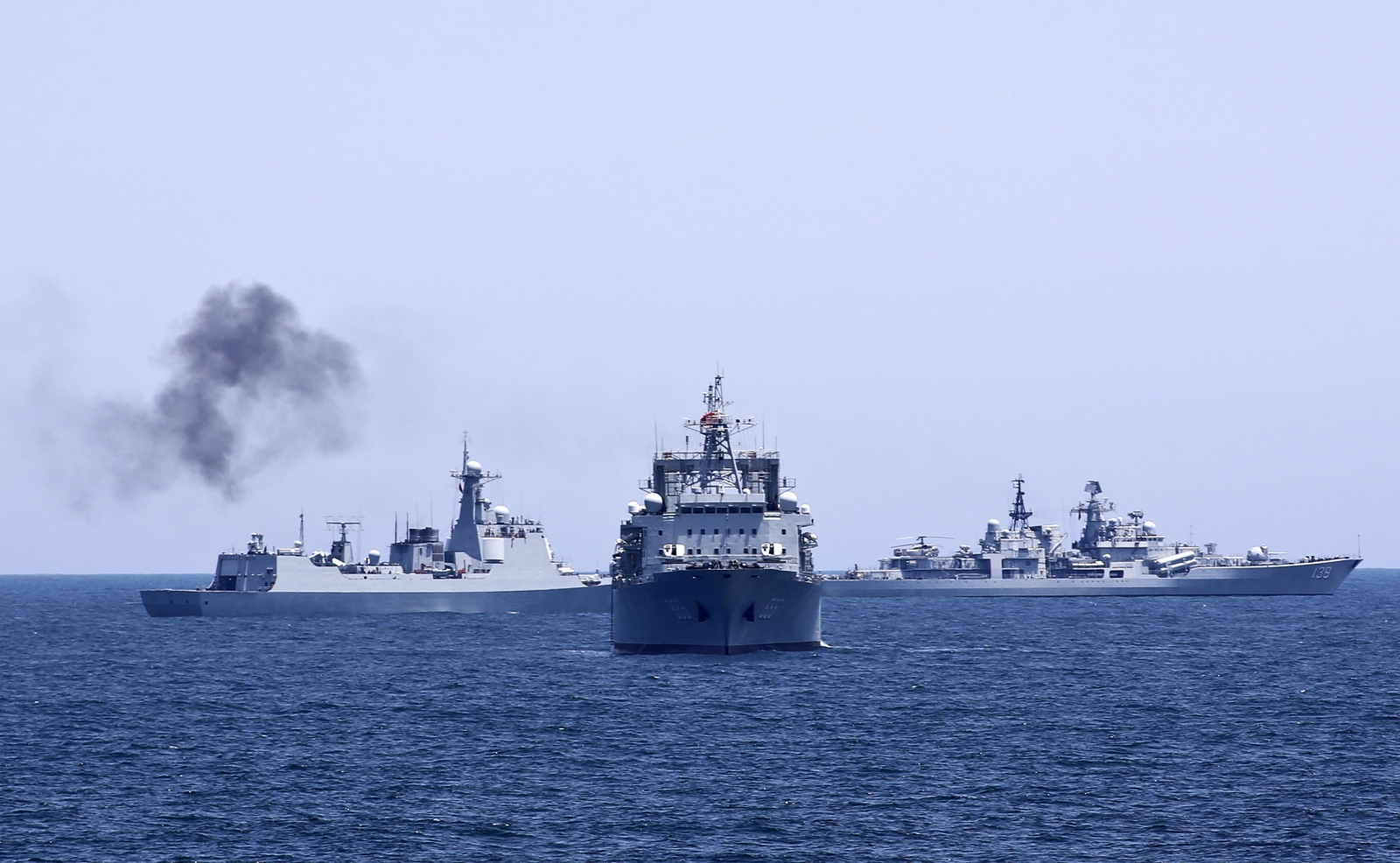 http://d.ibtimes.co.uk/en/full/1400242/iran-china-joint-naval-drill.jpg