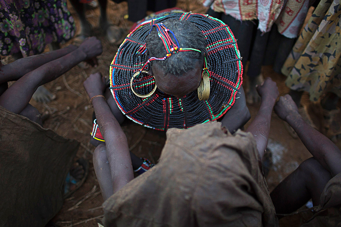 Fgm Frightened Girls Undergo Tribal Circumcision Ceremony In Kenya [graphic Images]