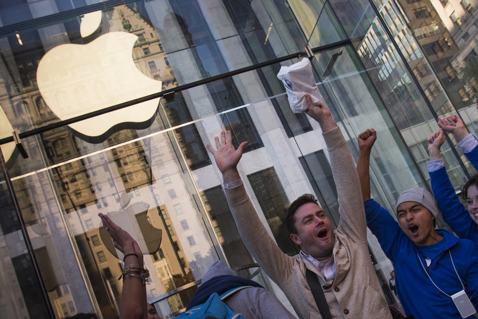 IPhone 6 Demand Drives Apple UK Market Share To Record High IBTimes UK