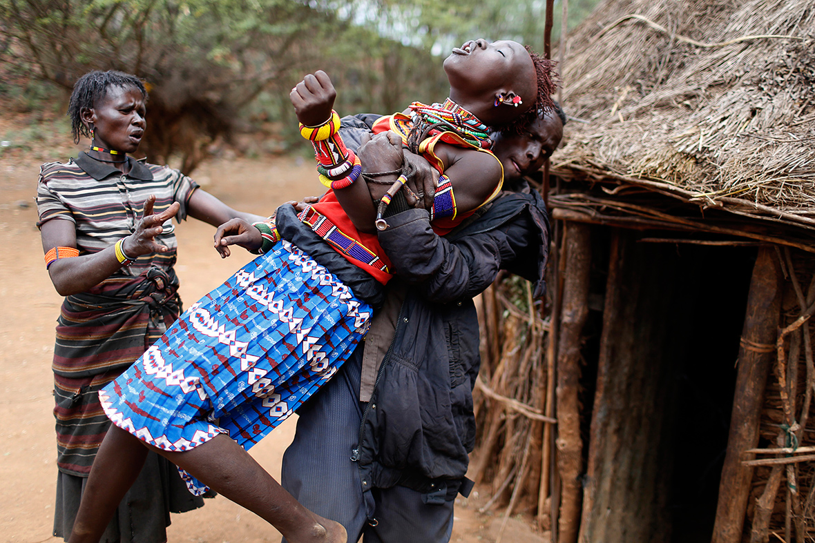 http://d.ibtimes.co.uk/en/full/1414224/pokot-kenya-marriage.jpg