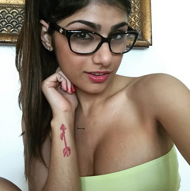 Mia Khalifa megapost