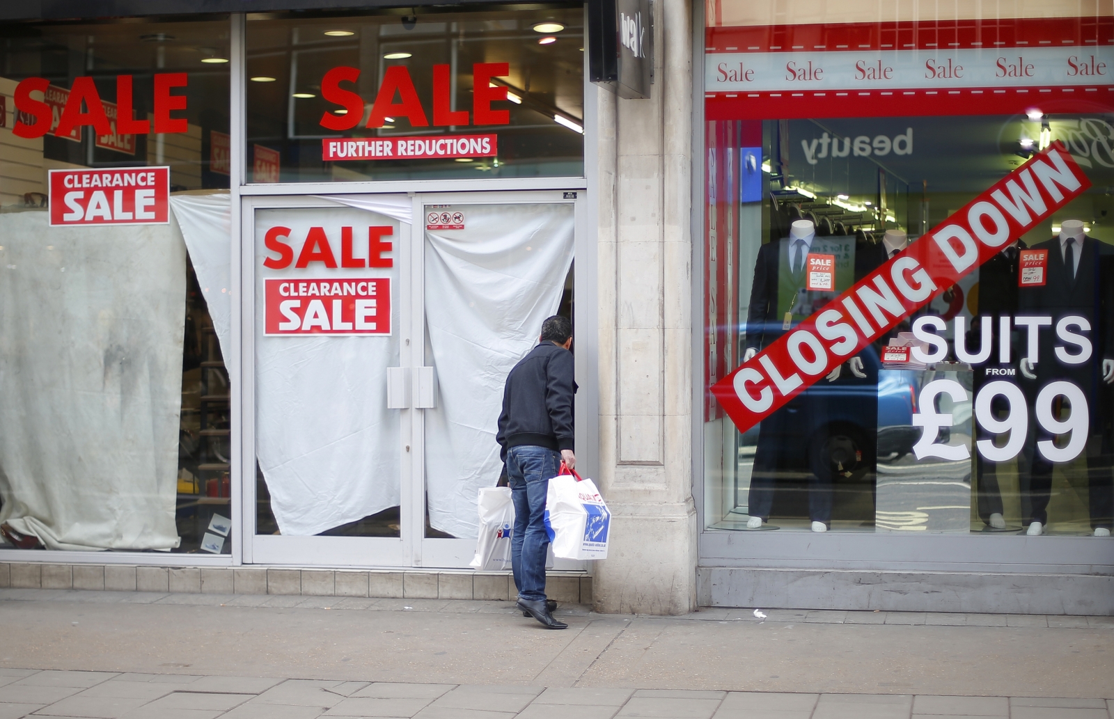 PwC finds UK high street store closures &#39;rocketed&#39; in 2014
