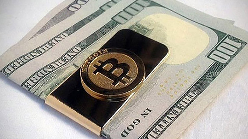 bitcoin currency or commodity