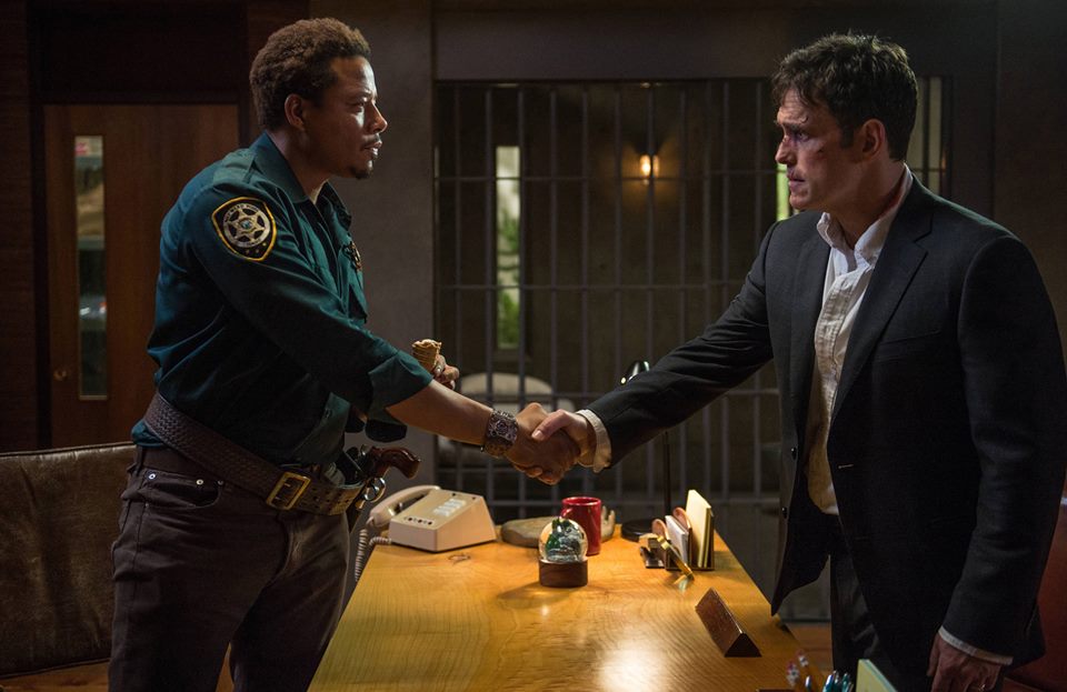 Wayward Pines premiere: Special agent tries to unravel town's secrets ...