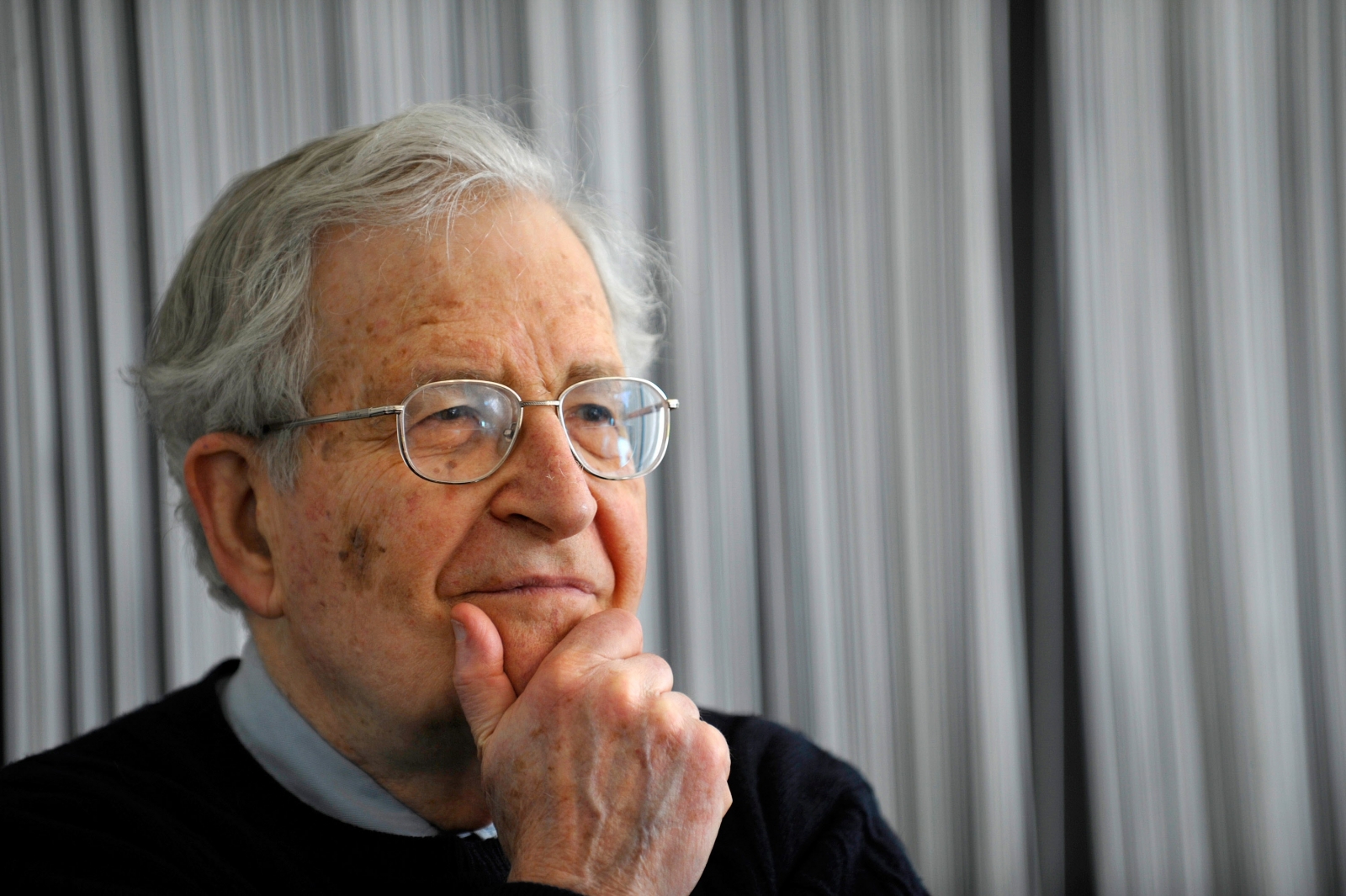 Media Control by Noam Chomsky