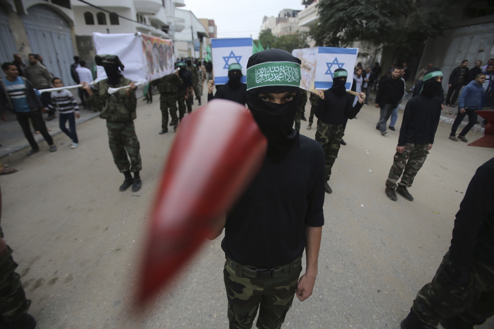 More huge news! Isis declares war on Israel Hamas-rocket-gaza-israel