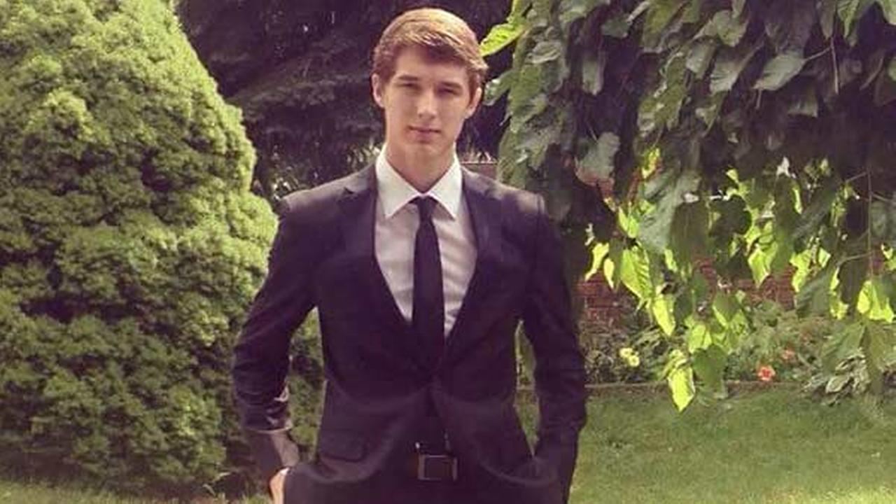 ... his stolen iPhone down in London, Ontario (London Police Service