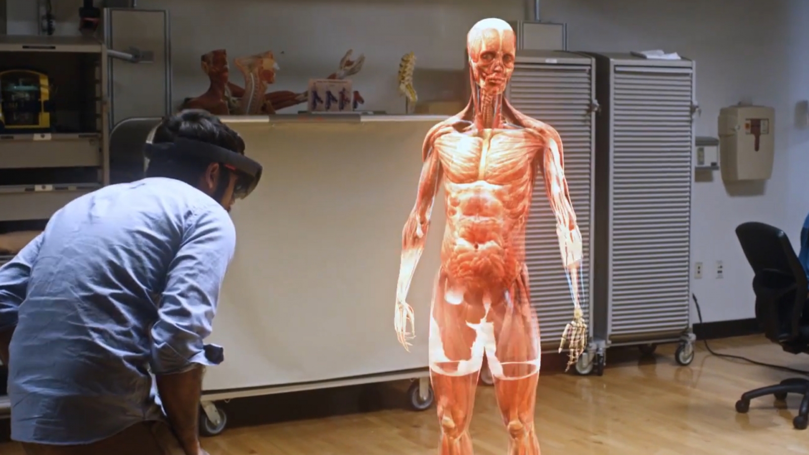 Microsoft Hololens: Company reveals what it feels like to use augmented ...
