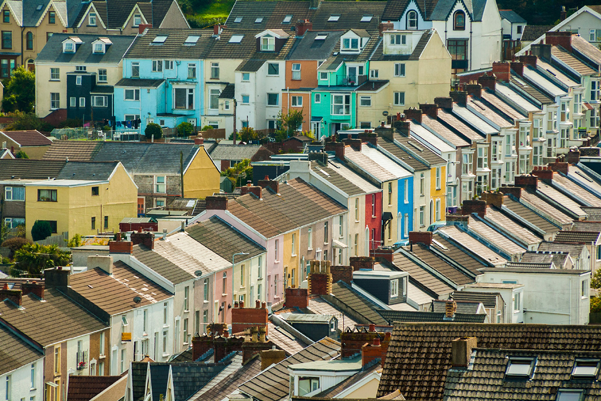 UK house prices: Halifax reports sharpest drop in over five years1180 x 787