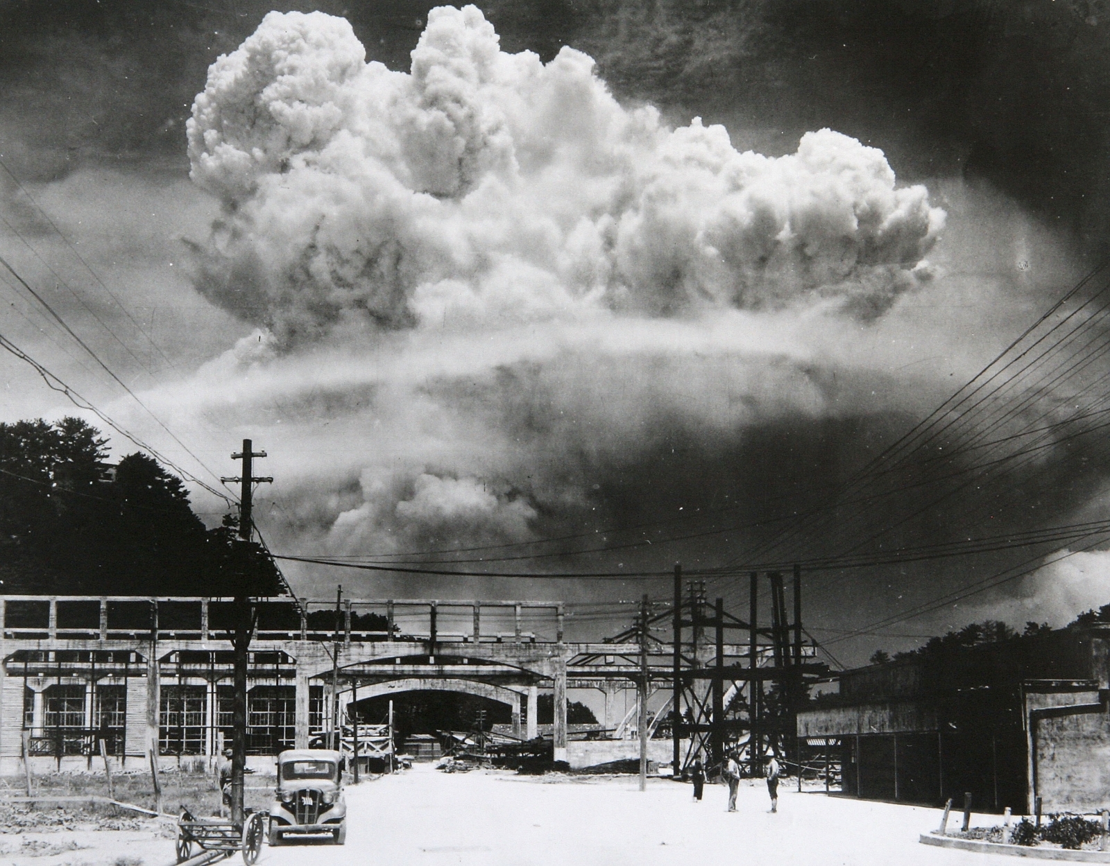 atomic bombings of hiroshima and nagasaki deaths