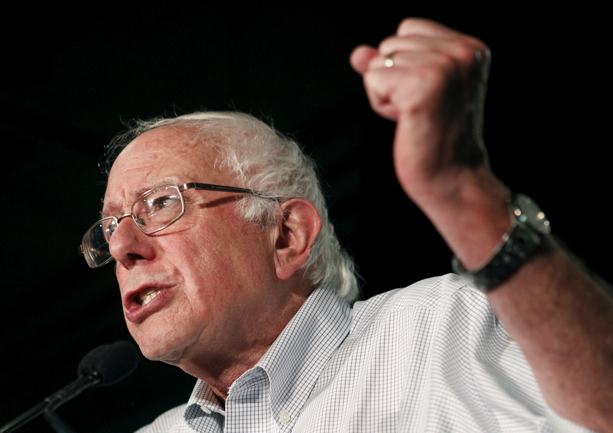 Election 2016 Bernie Sanders Leading Hillary Clinton In Iowa New Hampshire Polls 