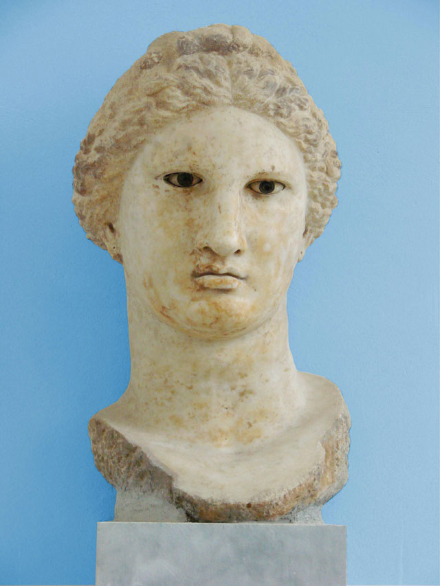 Marble head discovered at the ancient Greek siteGreek Ministry of Culture