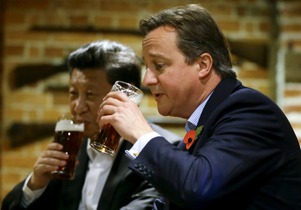 Cameron and Xi enjoying a pint