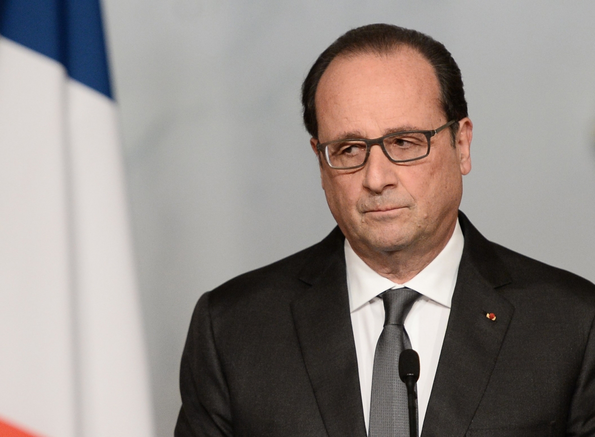 France in state of economic emergency as Hollande unveils €2bn job creation plan