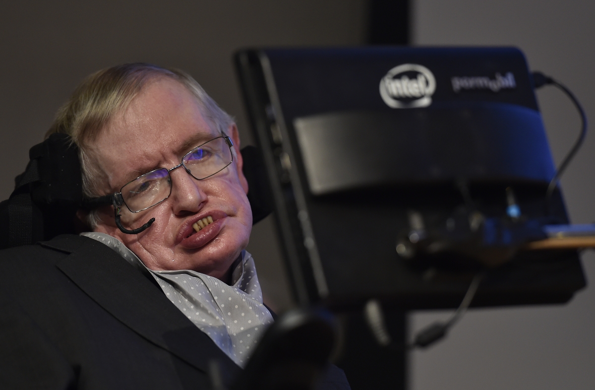 what happened to stephen hawking