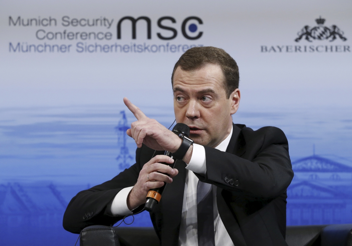 Russia S Pm Dmitry Medvedev Blames Nato For New Cold War