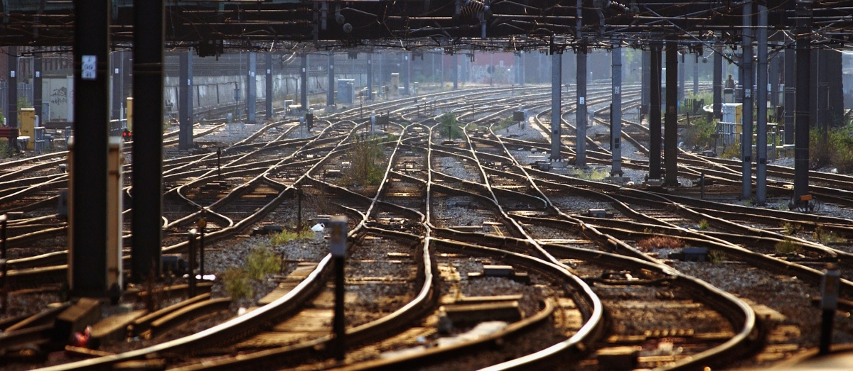 rail network train suicide national map power cut tracks delays help ibtimes