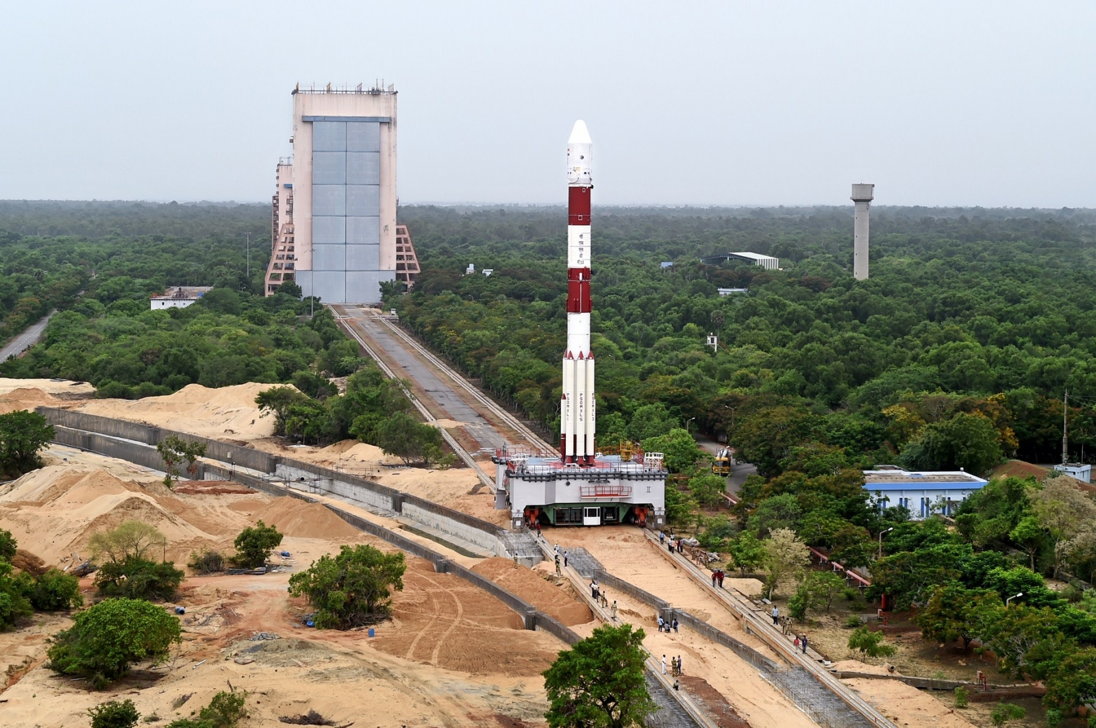 isro-launches-20-satellites-in-record-pslv-mission