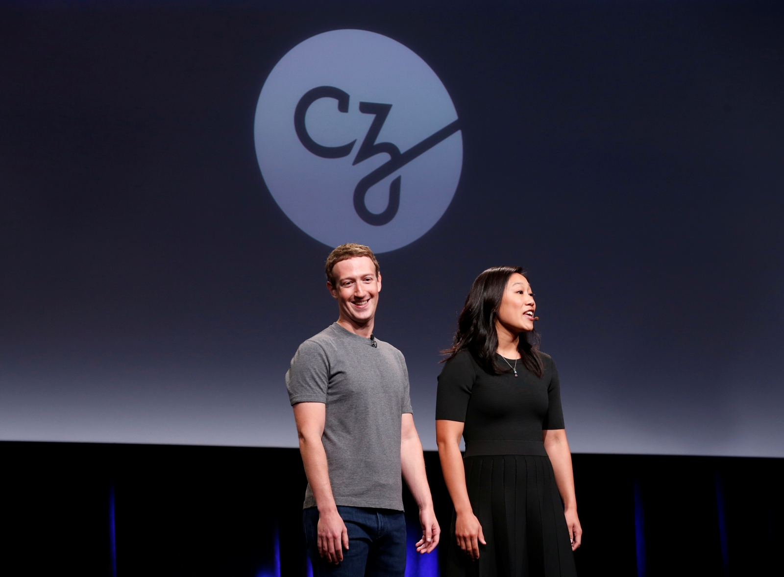 Chan Zuckerberg Initiative Hires Obama's Former Campaign Manager David ...