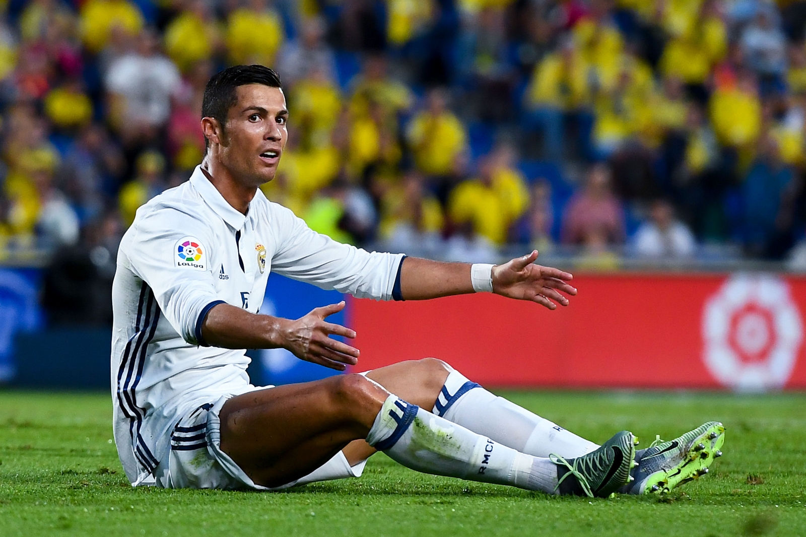 Cristiano Ronaldo Rant Real Madrid Star Caught Swearing After Las