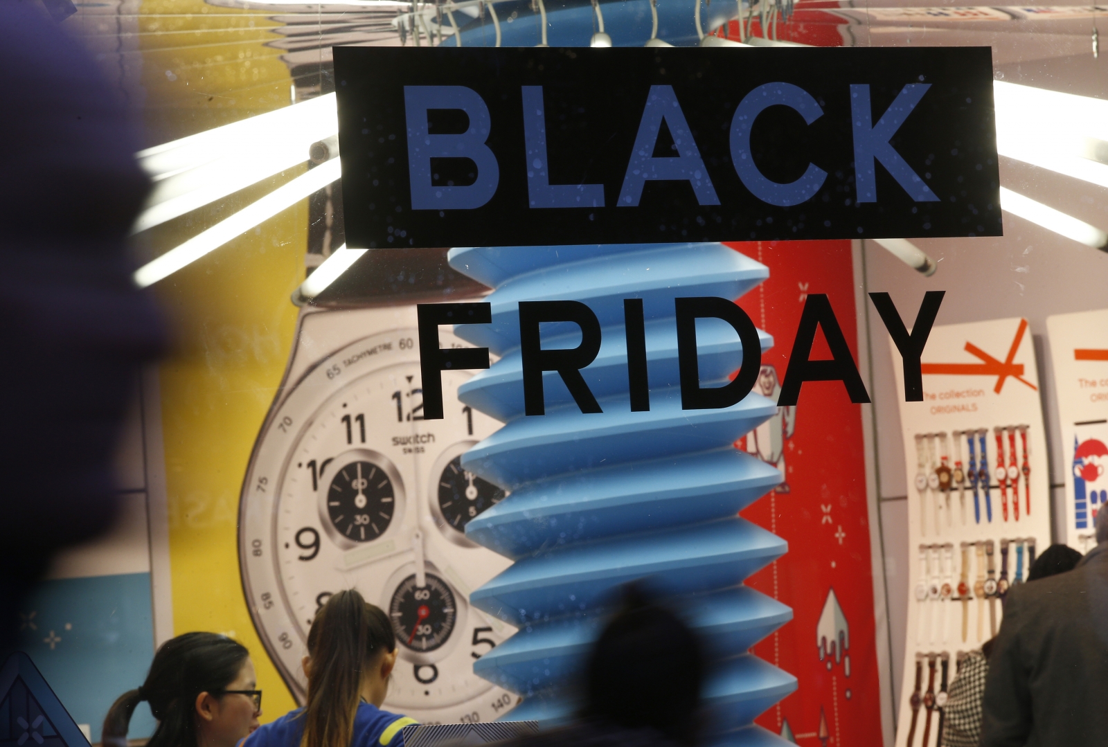 black-friday-2016-uk-consumers-to-spend-record-breaking-1-3bn-in