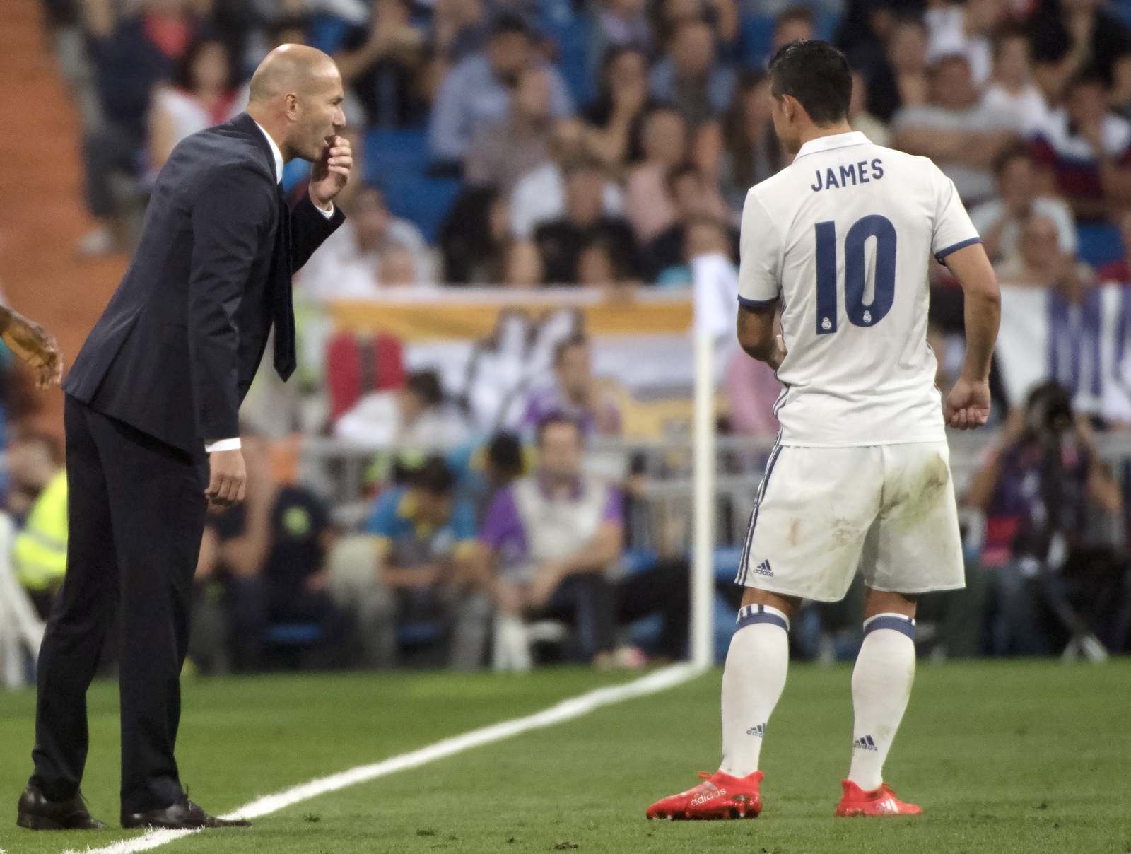 Real Madrid transfer news: Zinedine Zidane admits James Rodriguez situation is ... - International Business Times UK
