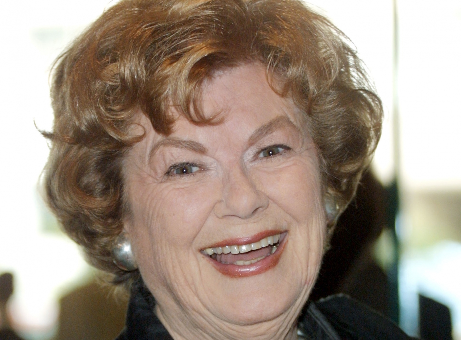 Perry Mason actress Barbara Hale dead at 94 - Business news - NewsLocker.