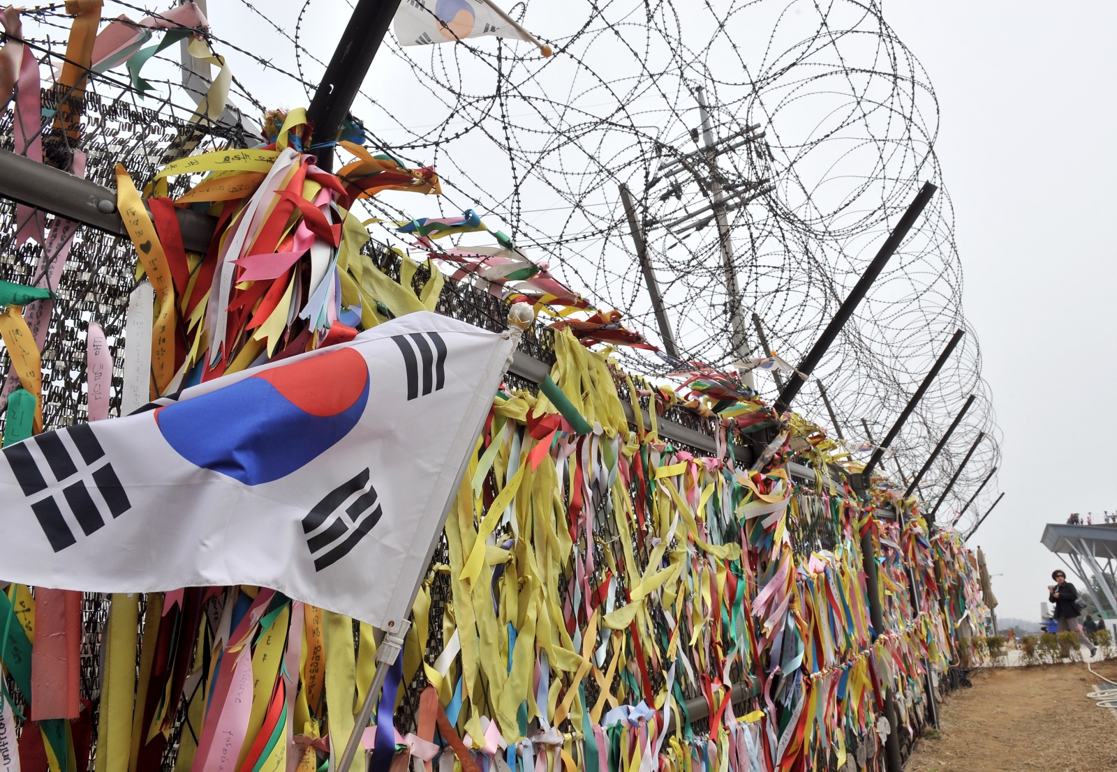 why-are-north-and-south-korea-divided-history-in-the-headlines