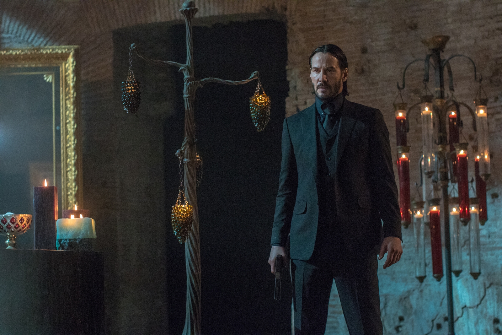 John Wick Chapter 2 review Keanu Reeves sequel mixes cool action