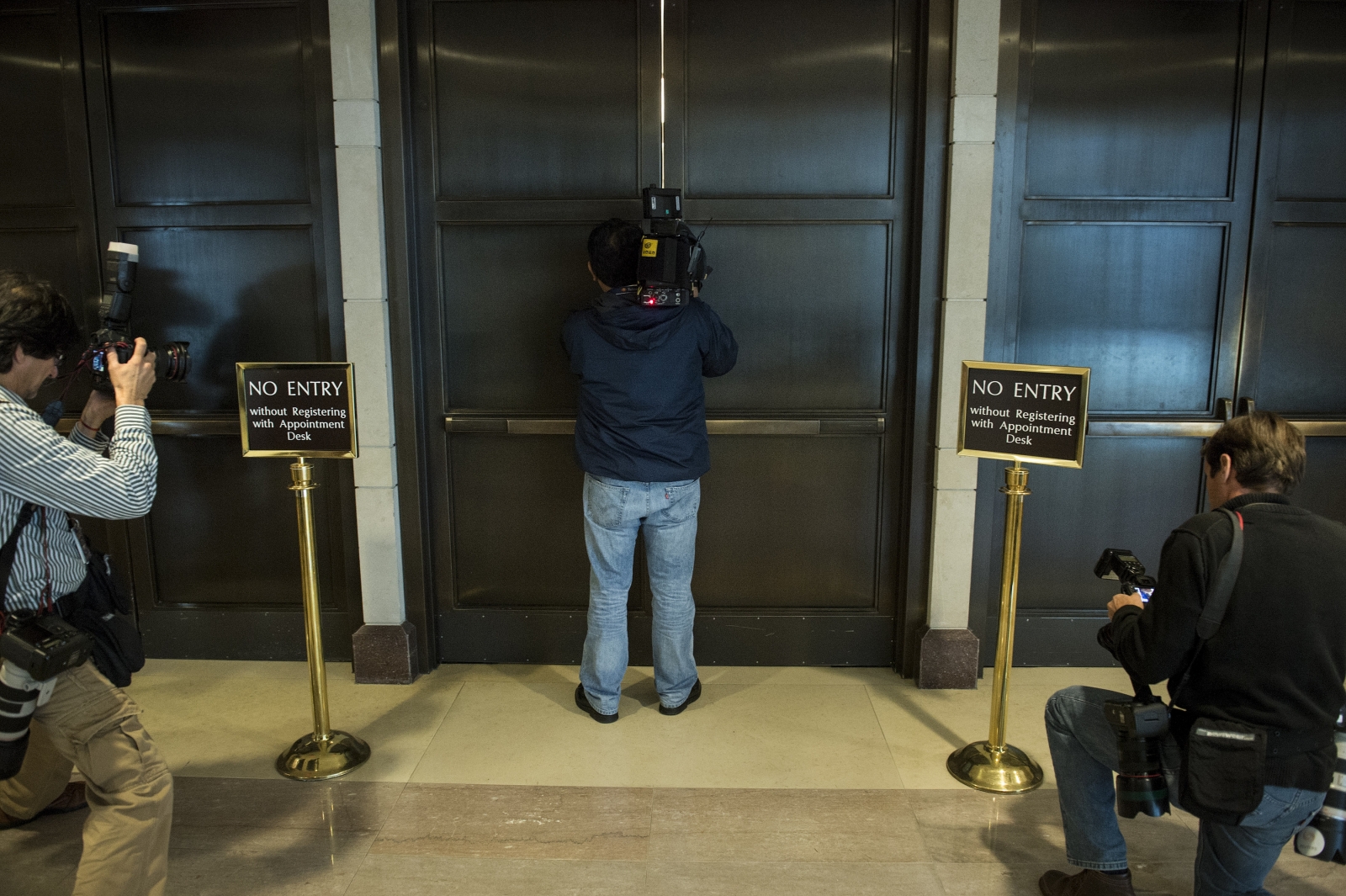 Reporters face new restrictions on interviewing senators in the US capitol