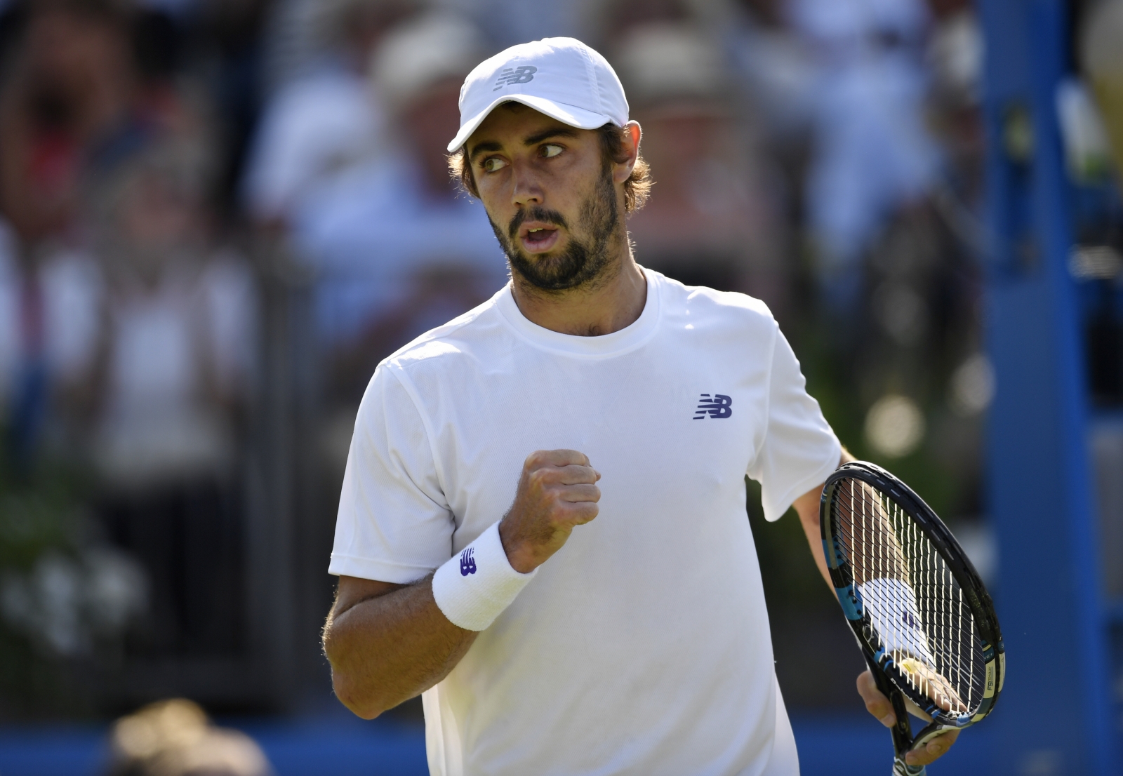 Jordan Thompson stuns tennis world by knocking Andy Murray out of Queen's in straight sets