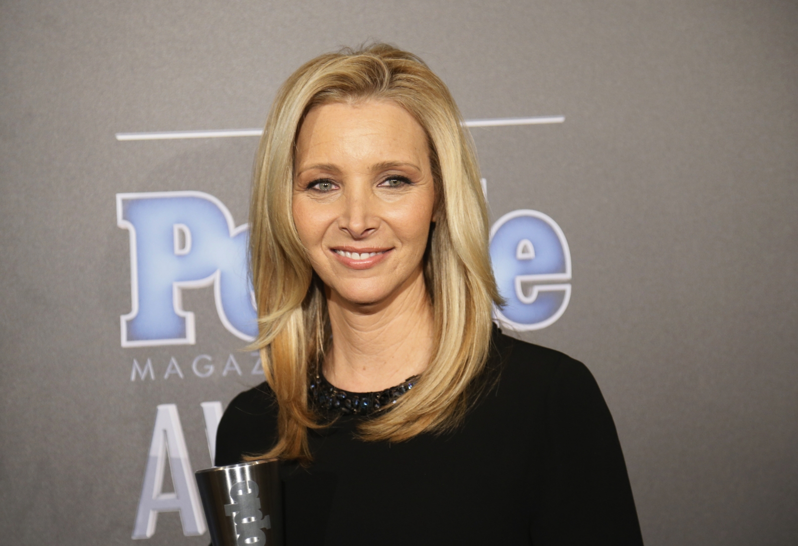 Lisa Kudrow Puts Phoebe Buffay Friends Spin-Off Rumours To 