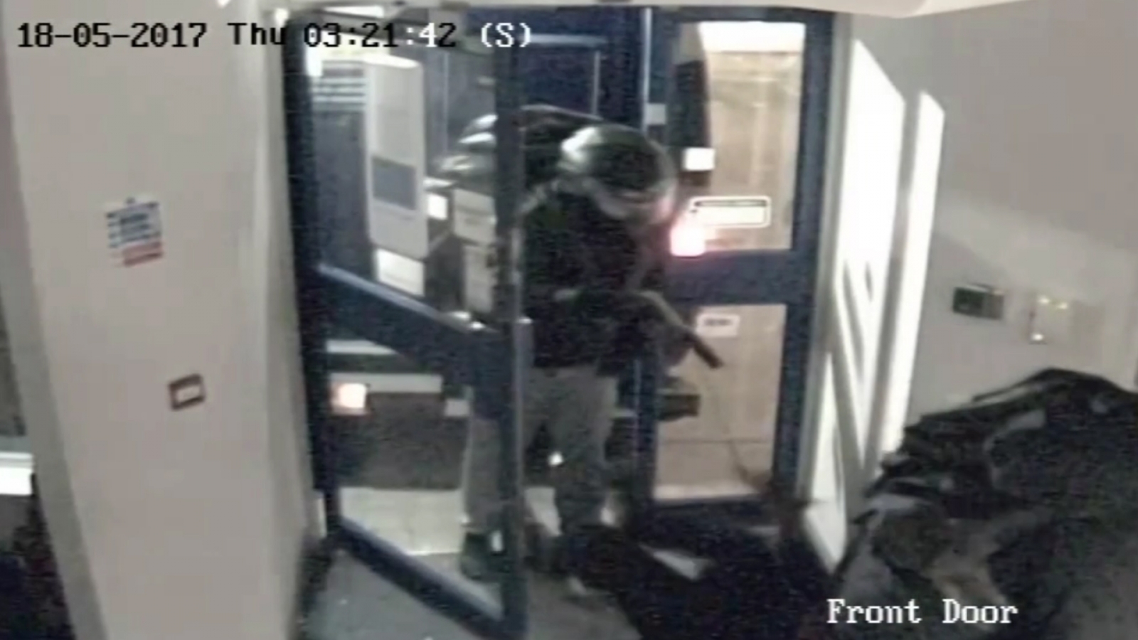 CCTV Shows Robbers Shooting Security Guard As They Raid Bank In London