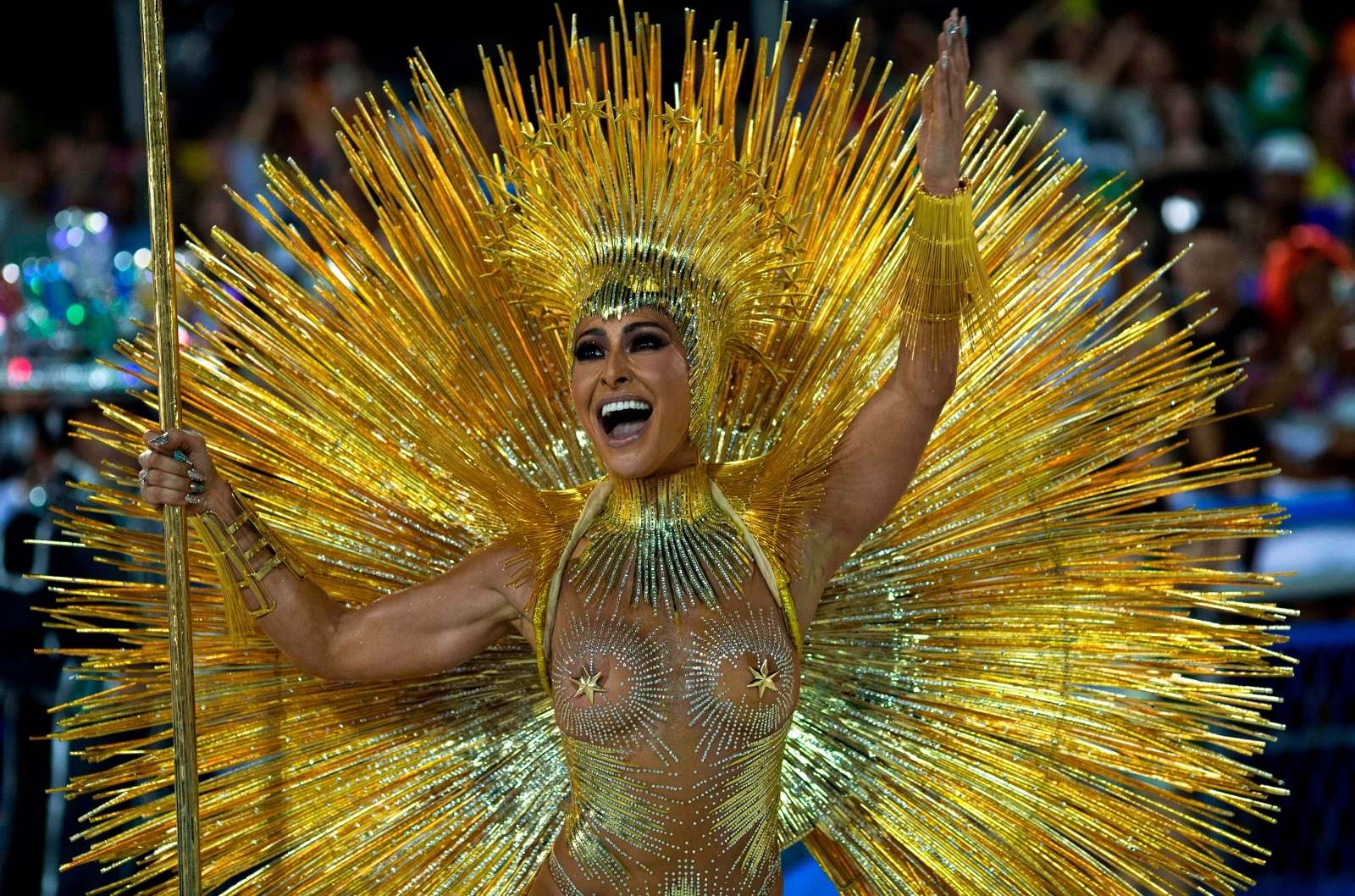 Rio Carnival Night One Eye Popping Costumes And Spectacular Floats