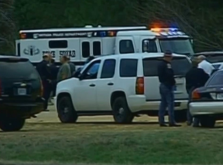 Alabama Hostage Crisis: Gunman Holds 6-year-old In Bunker [VIDEO]