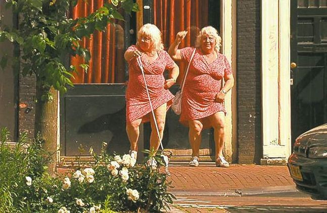 Flashing Red Light >> World's Most Experienced Prostitute Quits Amsterdam Red Light District Flashing Red Light >> World's Most Experienced Prostitute Quits Amsterdam Red Light District