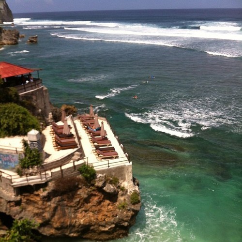 Download this Surfing Indonesia picture