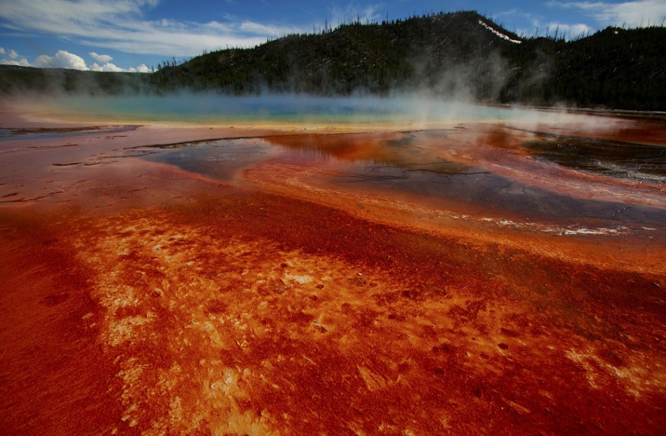 Rip Yellowstone Supervolcano On Its Molten Deathbead Scientists Suggest