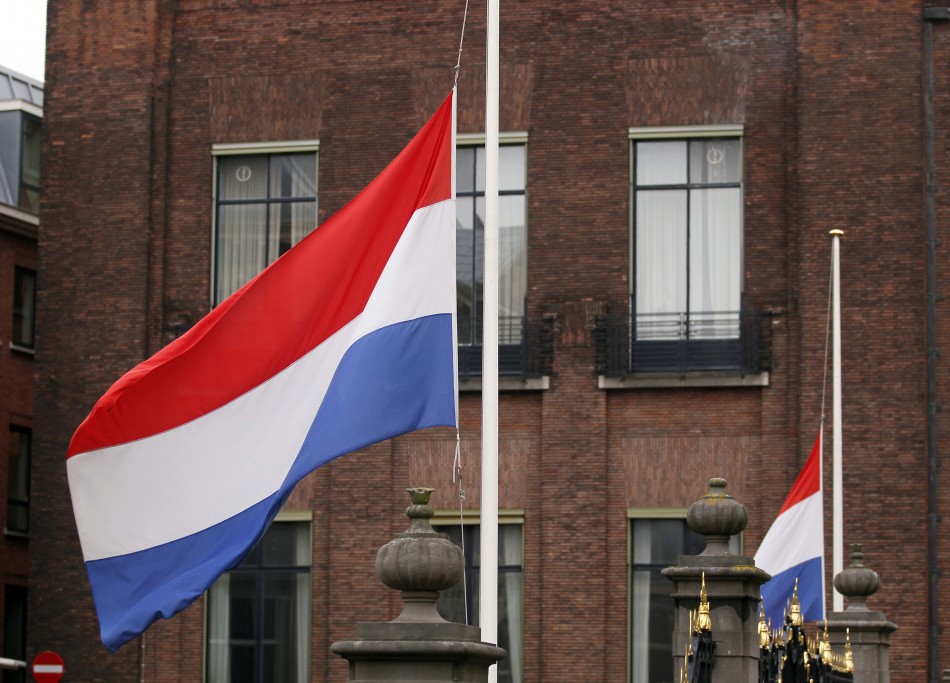 Netherlands is known for its low unemployment rate and a GDP per capita of $42,447. With population of 16.68 million, its main sectors are agriculture, metal, and engineering products. Netherlands is known for its low unemployment rate and a GDP per capita of $42,447. With population of 16.68 million, its main sectors are agriculture, metal, and engineering products.