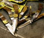 knives