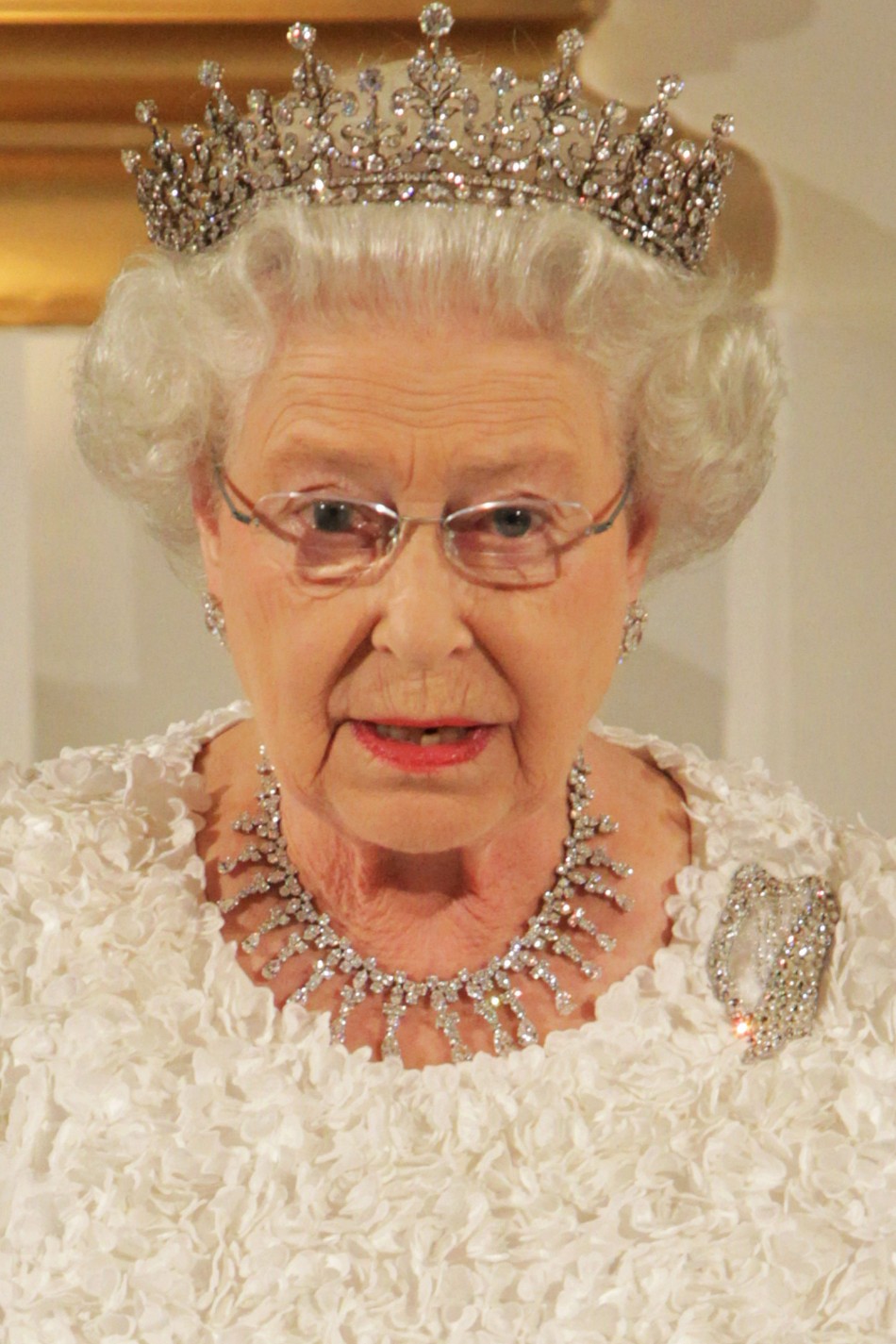 The Queen said that quotwe can all see things which we wish had been done differently or not at allquot and offered quotdeep sympathyquot in her banquet speech in Dublin Castle last night, but stopped short of an apology.