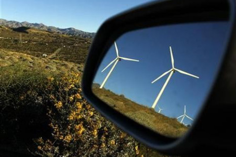 Analysis: U.S. wind growing again, but business still choppy