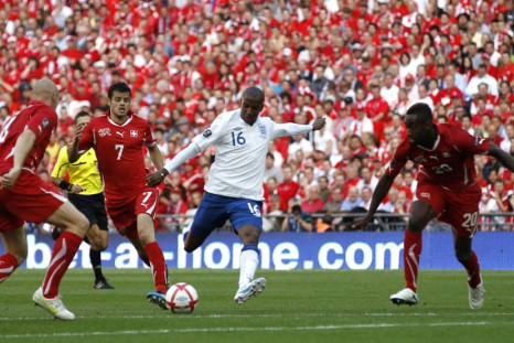 Ashley Young will complete his Old Trafford move this week.